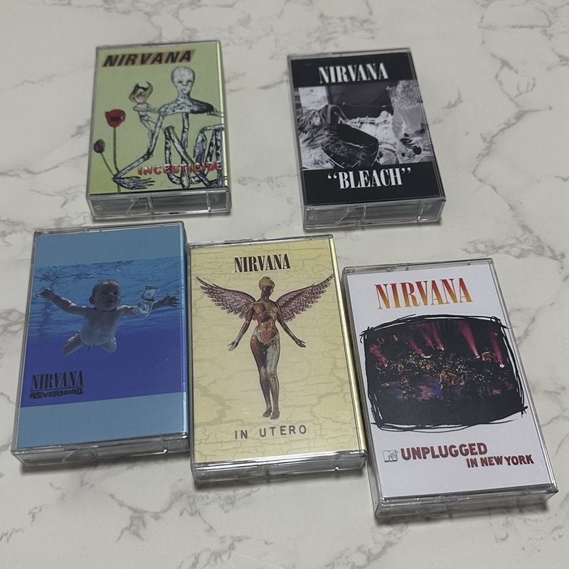 西洋ロック音楽カセットテープ未開封、歌詞ブック付き、レトロノ - Audio Music To Lyrics のレビューと価格